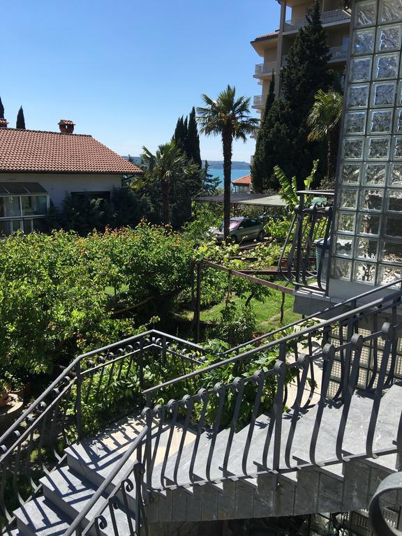 Apartments Vesna Portoroz Exterior photo
